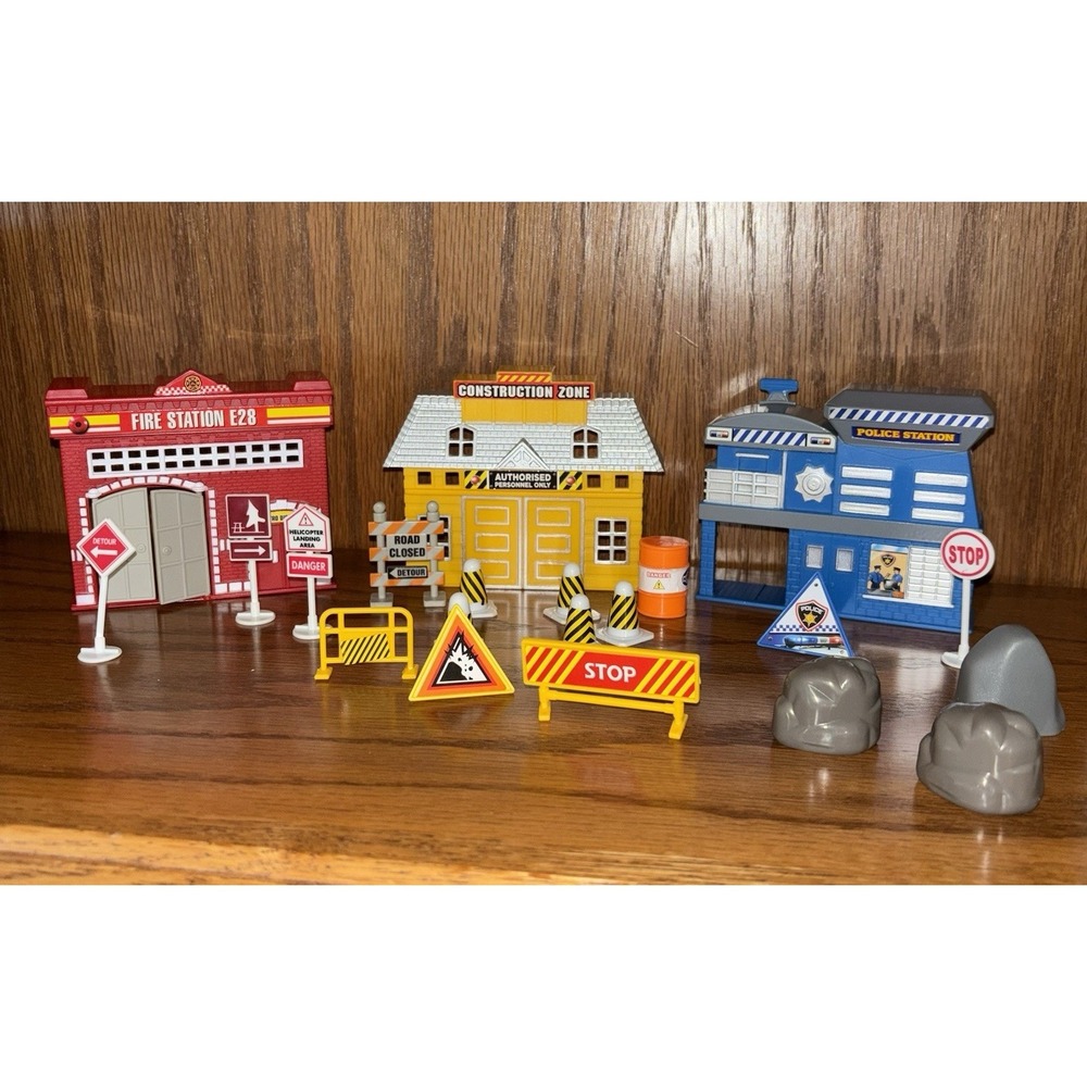 Greenbrier International Inc Toy Buildings Police Firehouse Construction Zone